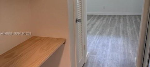 1 bedroom Commercial property for sale in Miami, Miami-Dade, Florida, USA № 615265 10