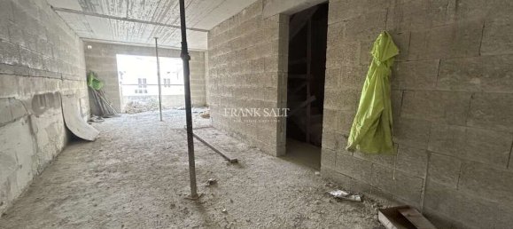 3 bedrooms Maisonette in Mosta, Malta No. 303 2