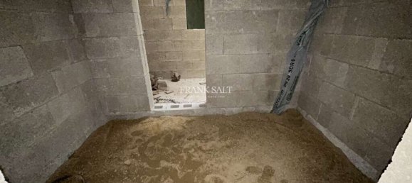 3 bedrooms Maisonette in Mosta, Malta No. 303 6