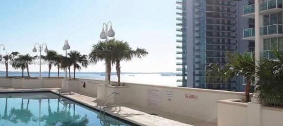 1 Schlafzimmer Gewerbliche Immobilien in Miami, USA, Nr. 615945 7