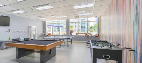 1 Schlafzimmer Gewerbliche Immobilien in Miami, USA, Nr. 615945 6
