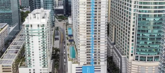 1 Schlafzimmer Gewerbliche Immobilien in Miami, USA, Nr. 615945 3
