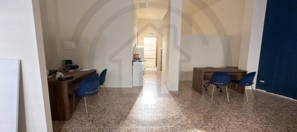 Imóvel comercial de 1 divisão em Seregno, Italy N.º 70815 19