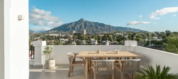 3 bedrooms Penthouse in Marbella, Spain No. 177789 7