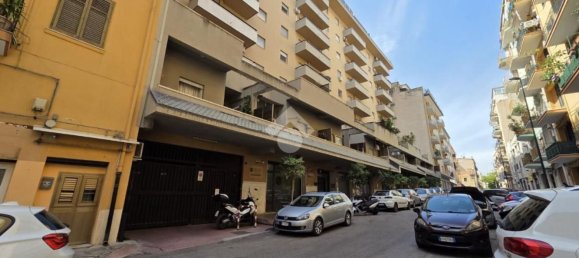 Garaje en Palermo, Italy 17 m² No. 327884 10