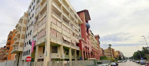 3-salle Appartement à Bari, Italy No. 259825 3