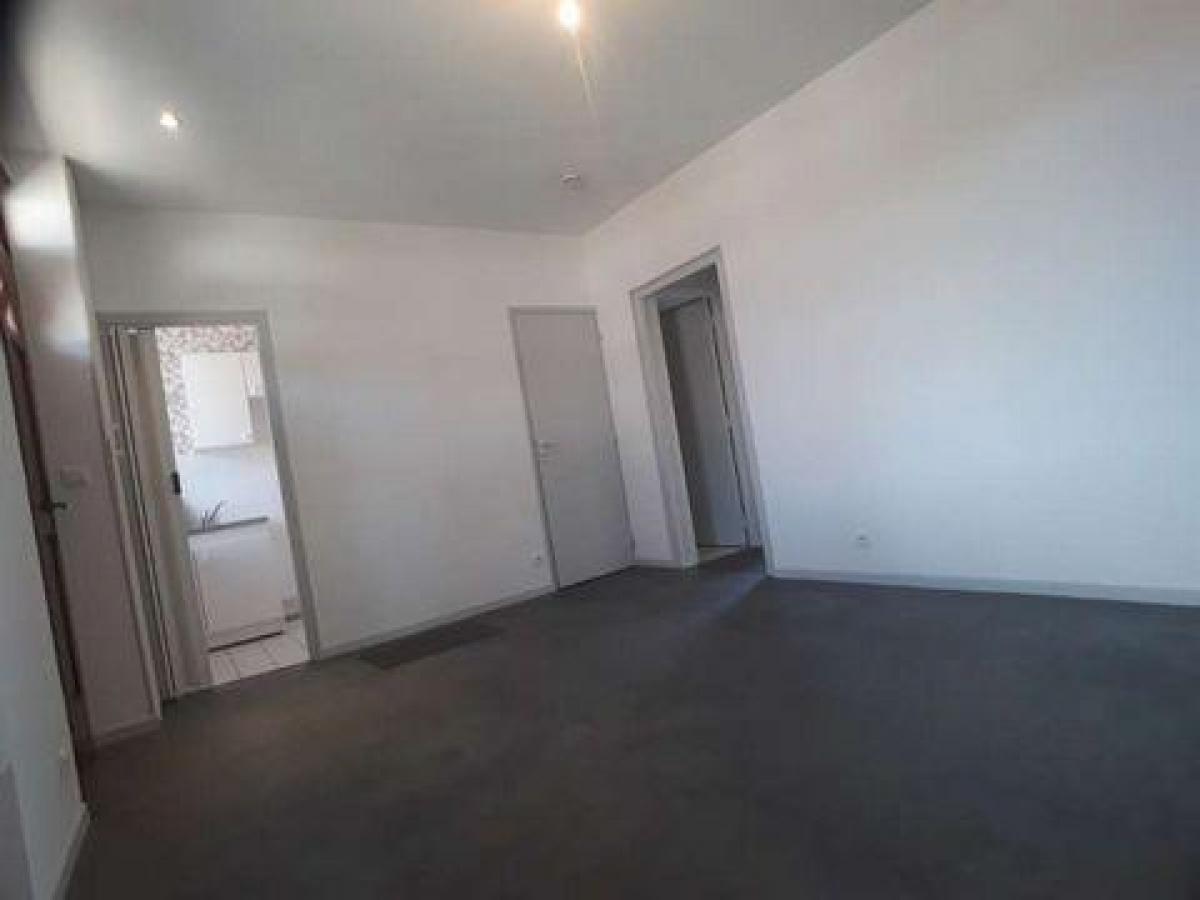 2 bedrooms Condo in Floirac, France No. 10268