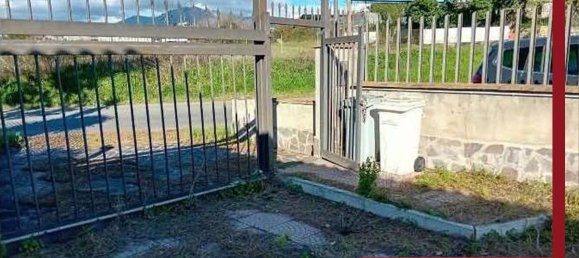 2 Schlafzimmer Villa in Guidonia Montecelio, Italy, Nr. 351842 9