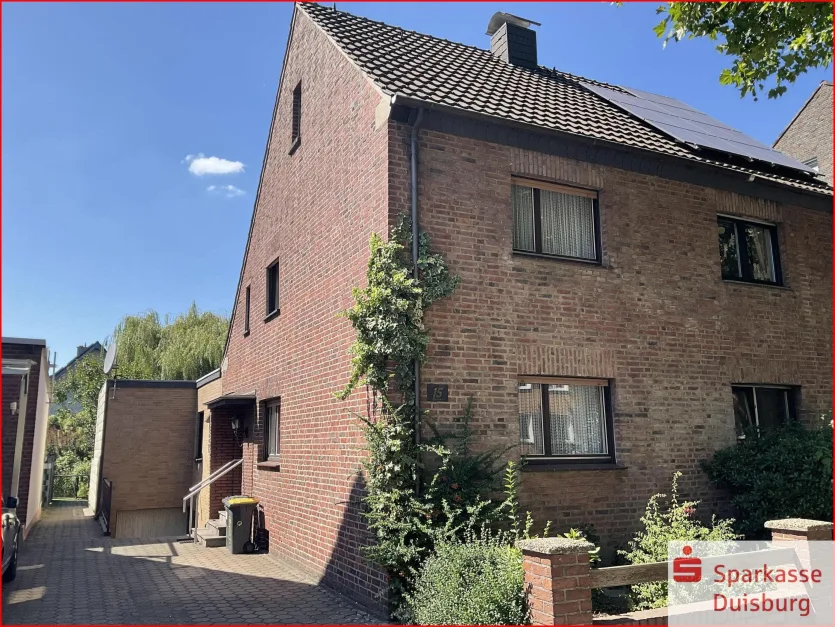 Adosado de 3 dormitorios en Duisburg, Germany No. 367081