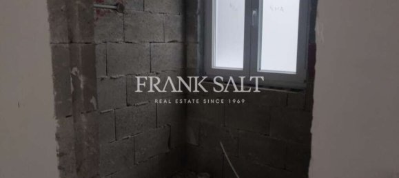 3 Schlafzimmer Maisonette-Wohnung in Kalkara, Malta, Nr. 1110 2