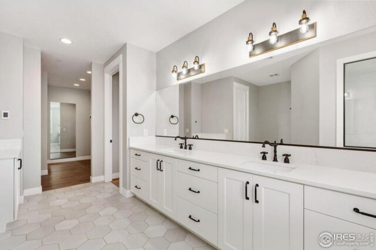 3 bedrooms House in Greeley, USA No. 400860