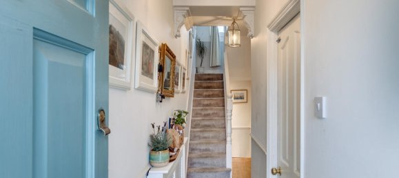 3 bedrooms House in London, United Kingdom No. 14164 25