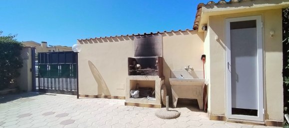 Вилла с 4 спальнями в Ардеа, Италия № 356448 2