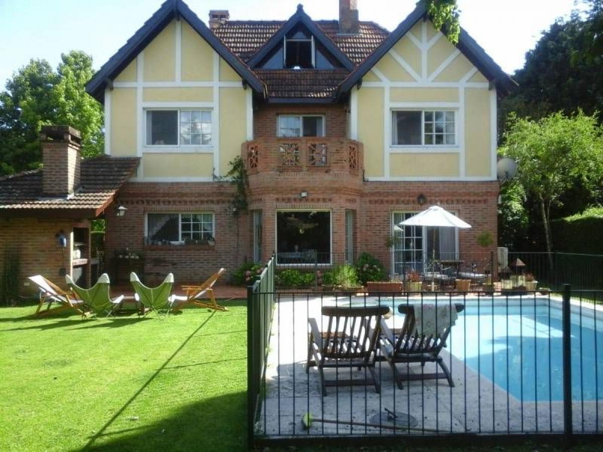 4 bedrooms House in Pilar, Argentina No. 91797
