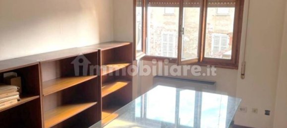 3 Schlafzimmer Wohnung in Cremona, Italy, Nr. 273286 4