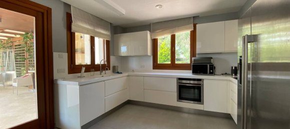 6 bedrooms Villa in Aphrodite Hills, Cyprus No. 17172 3