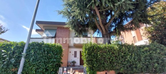 5 Schlafzimmer Villa in Pisa, Italy, Nr. 51176 39