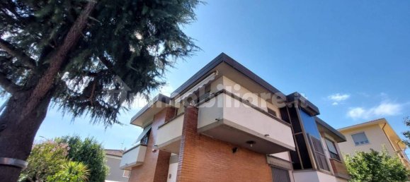 5 Schlafzimmer Villa in Pisa, Italy, Nr. 51176 41