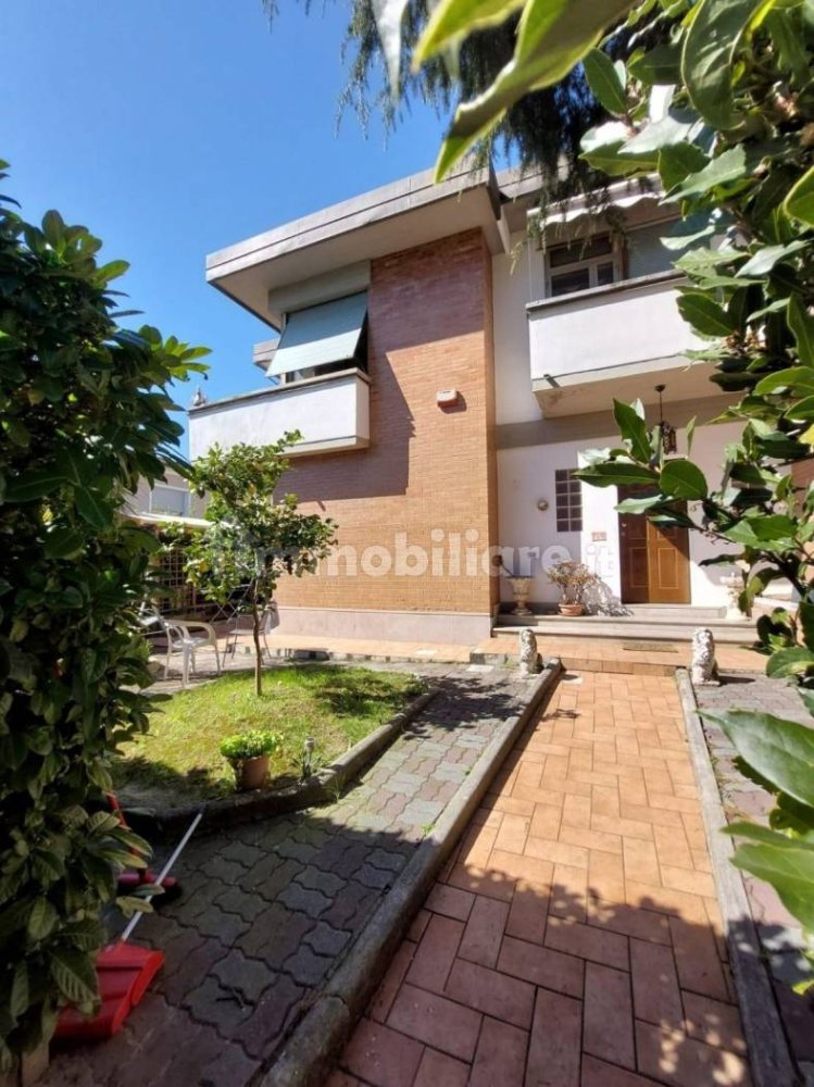 5 Schlafzimmer Villa in Pisa, Italy, Nr. 51176