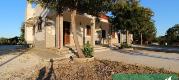 3 bedrooms Villa in Mesagne, Italy No. 294174 4