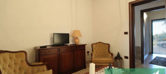 3 bedrooms Villa in Mesagne, Italy No. 294174 7