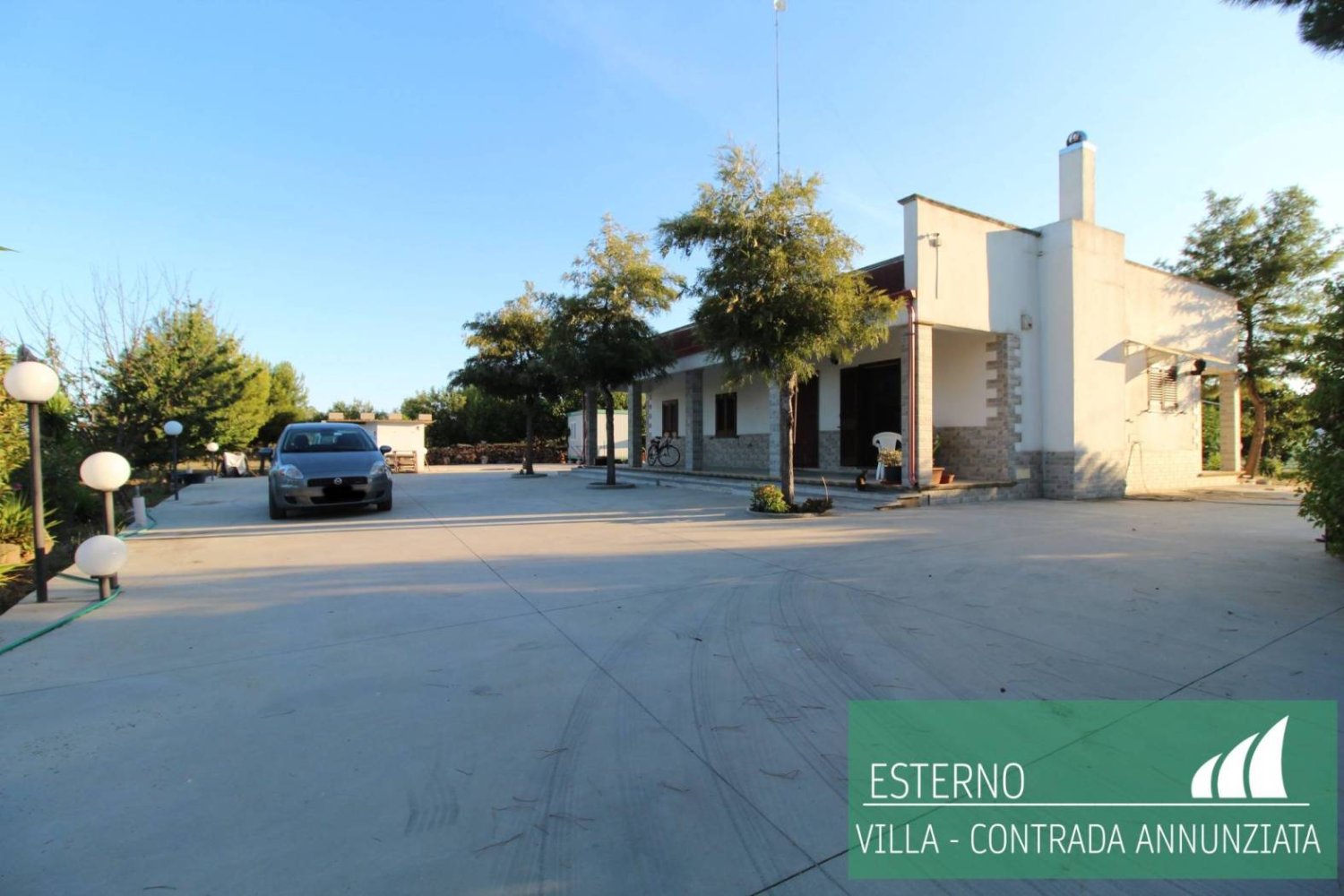 3 bedrooms Villa in Mesagne, Italy No. 294174