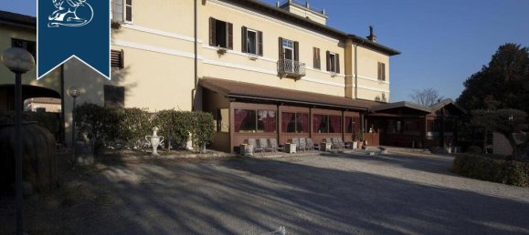 Imóvel comercial T1 em Cornate d'Adda, Italy N.º 331176 6