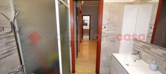 Квартира с 3 спальнями в Пьольтелло, Италия № 54530 19