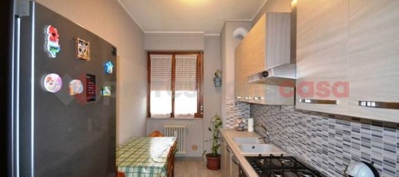 Квартира с 3 спальнями в Пьольтелло, Италия № 54530 4