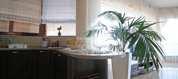 Apartamento de 3 dormitorios en Sliema, Malta No. 9990 6