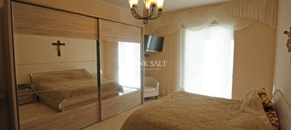 Apartamento de 3 dormitorios en Sliema, Malta No. 9990 9