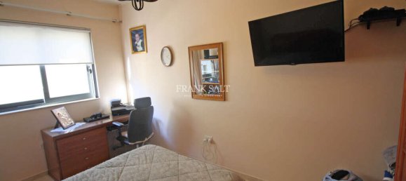 Apartamento de 3 dormitorios en Sliema, Malta No. 9990 11