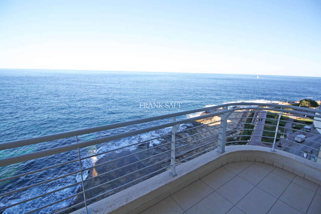 Apartamento de 3 dormitorios en Sliema, Malta No. 9990