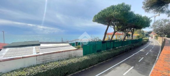 21m² Commercial property in Sanremo, Italy No. 212427 10