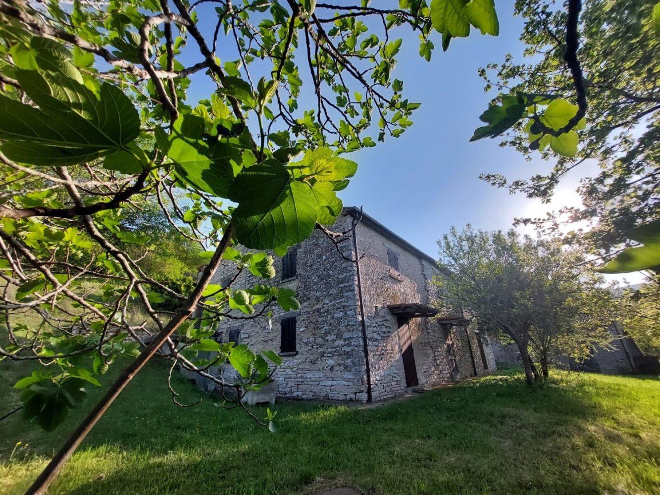 6 rooms House in Urbania, Italy No. 154849