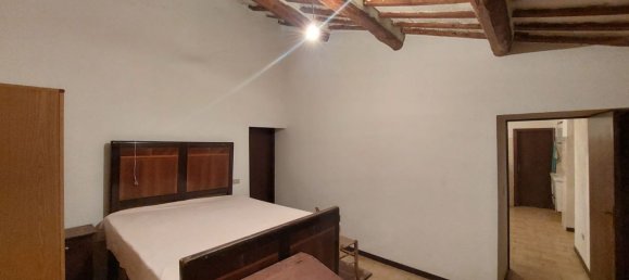 6 rooms House in Urbania, Italy No. 154849 14