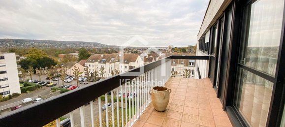 2 bedrooms Apartment in Verneuil-sur-Seine, France No. 162651 4