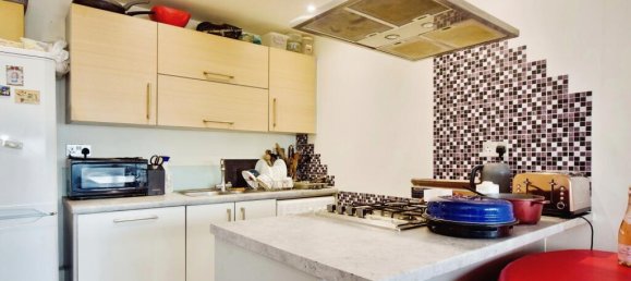 Квартира с 2 спальнями в Энфилд, Великобритания № 11530 8