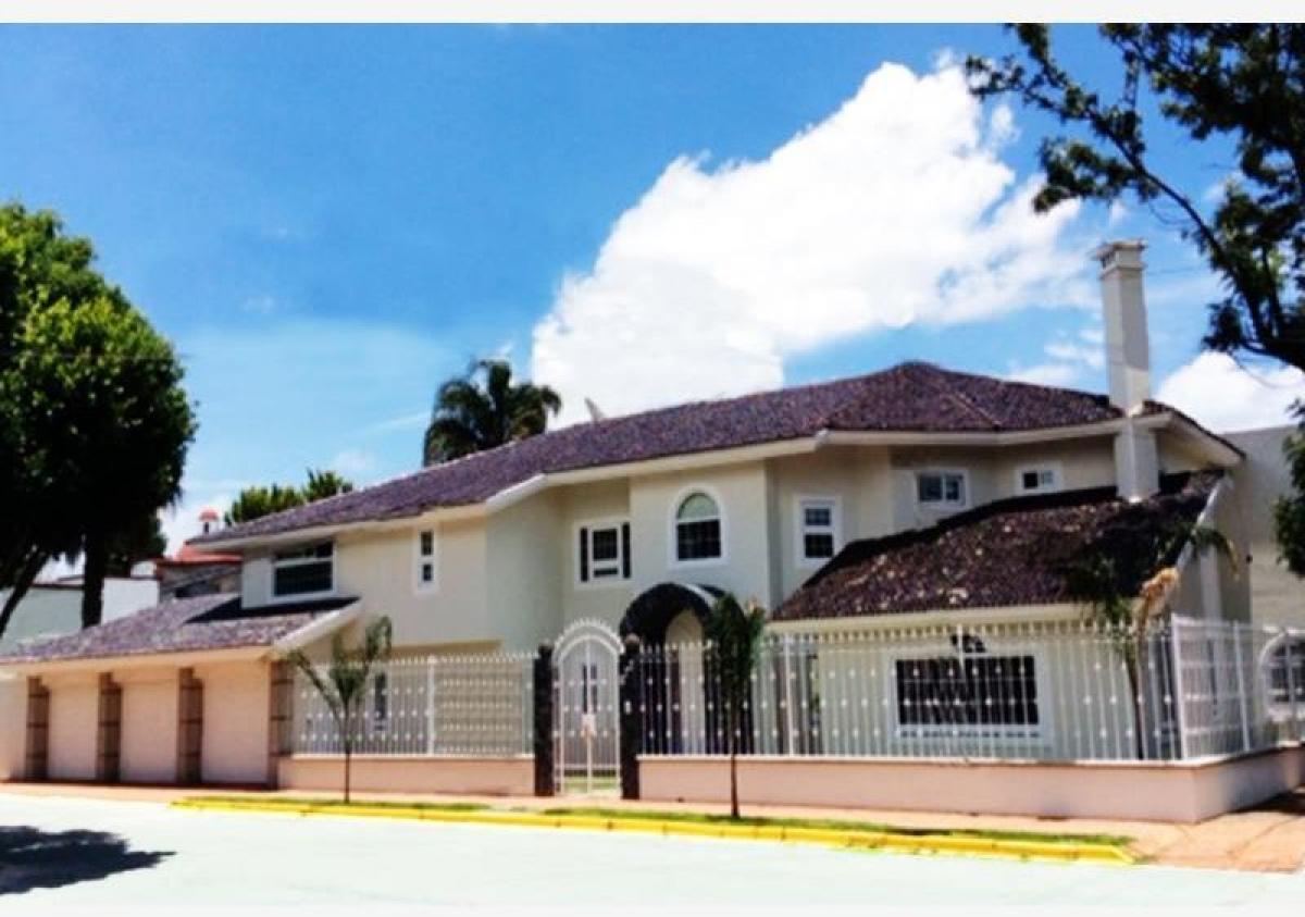 Casa de 3 dormitorios en Puebla, Mexico No. 180204