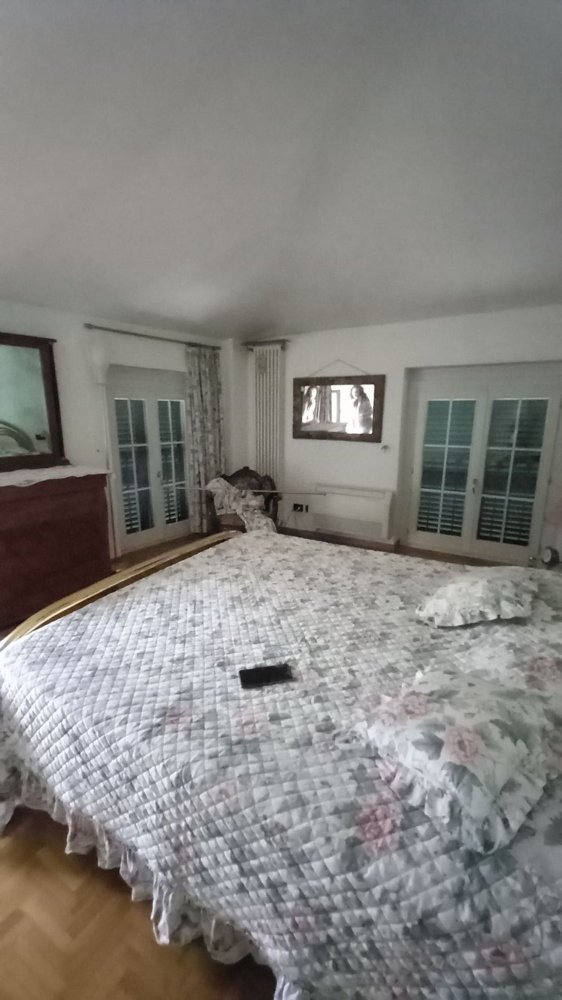 Дуплекс с 4 комнатами в Брешиа, Италия № 211199