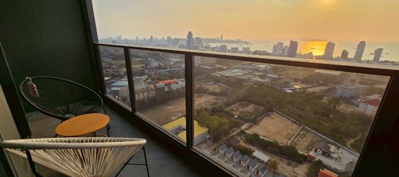 Apartamento de 3 divisões em Pattaya, Thailand N.º 74844 16