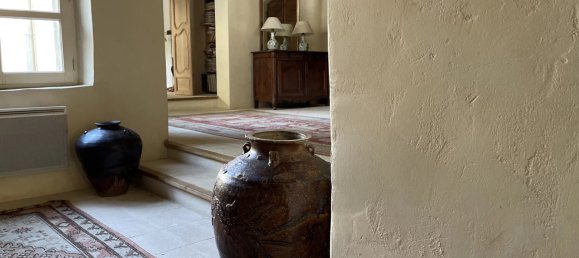 Gewerbliche Immobilie in Puget-Ville, France 1200m², Nr. 1582 11