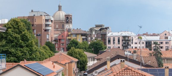 3 غرف نوم شقة في Desio, Italy رقم 364323 24