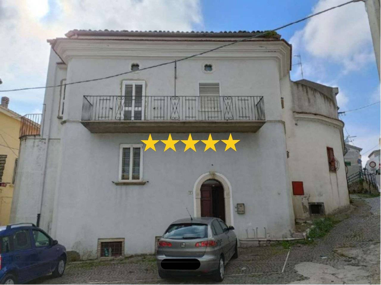 6 غرف نوم فيلا في Rionero in Vulture, Italy رقم 293653