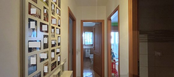 Квартира с 3 комнатами в Рим, Италия № 19075 14