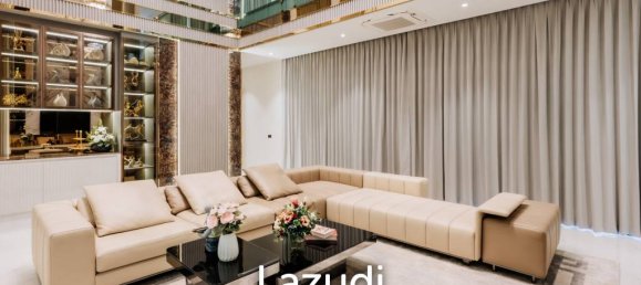 6 bedrooms Villa in Bang Lamung, Thailand No. 14636 3