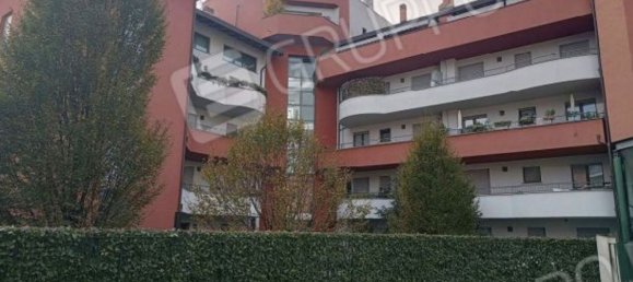 Квартира с 2 комнатами в Леньяно, Италия № 295982 16