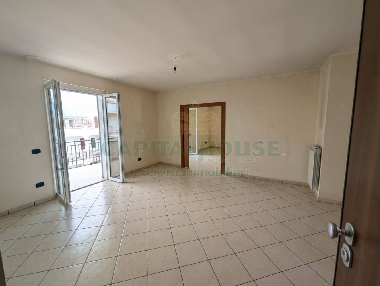 Квартира с 4 комнатами в Чимитиле, Италия № 279617