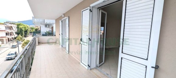 Квартира с 4 комнатами в Чимитиле, Италия № 279617 5