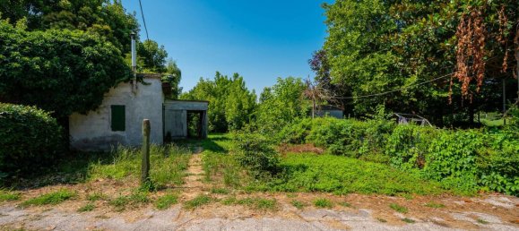 3 bedrooms House in Galliera, Italy No. 374392 7